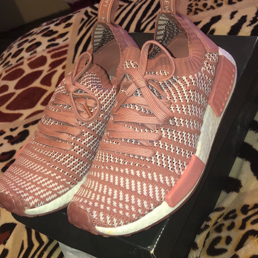 NEW Adidas NMD R1 shoes